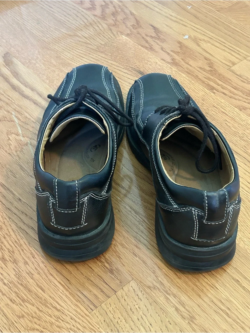 Dockers Black Leather Lace-Up Casual Loafers with Contrast Stitching